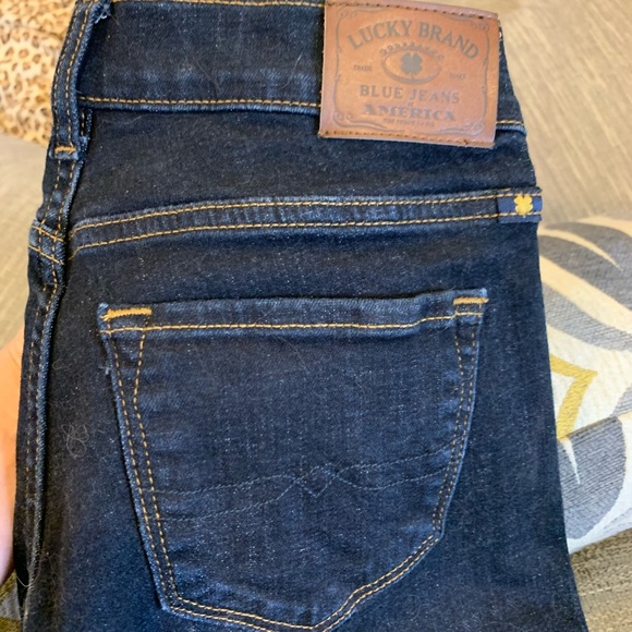 Lucky Brand Jeans~ Dark Denim, Stretch - Picture 3 of 6